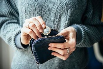 lady with coin purse