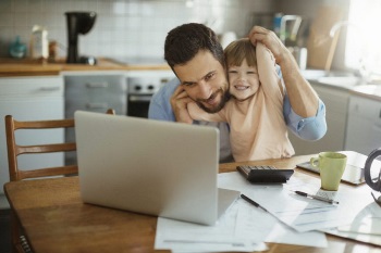 father-daughter-celebrating